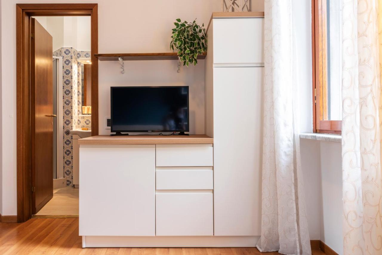 Casa Blu Flexyrent Apartment Wifi - No Ac Milan Bagian luar foto
